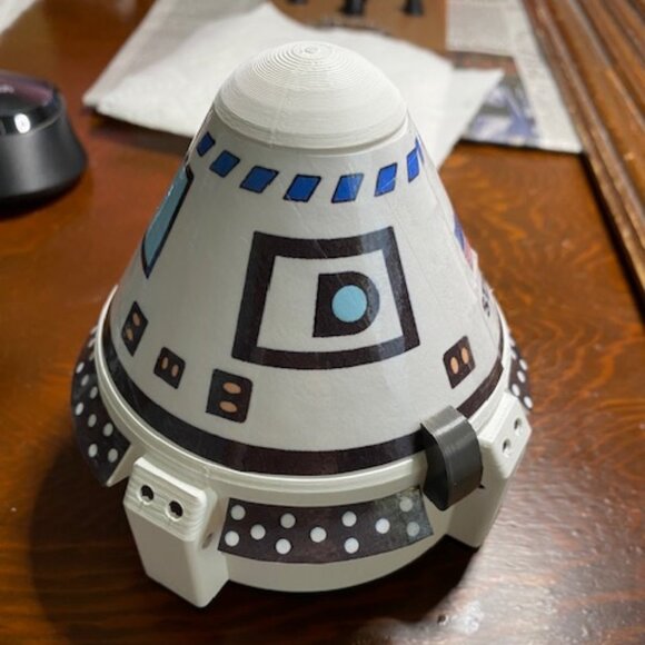 Boeing CST-100 Starliner Executive Model, 1:48 scale - Picture 4 of 6